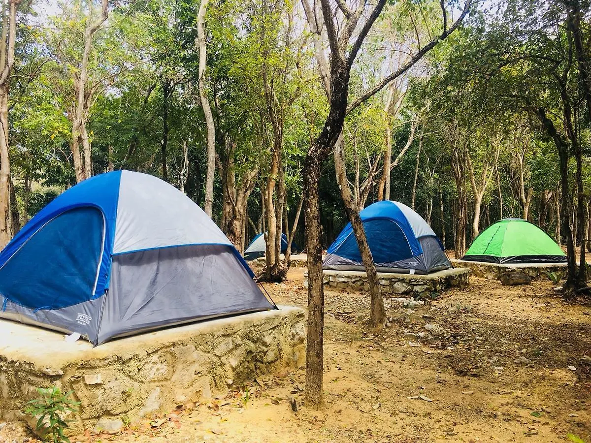 Cabanas Camping Yaxmuul location